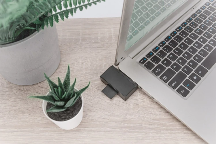 Digitus Uniwersalna stacja dokująca, USB 3.0, do użytku w podróży