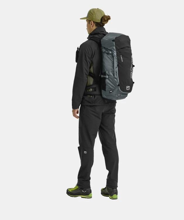 ORTOVOX Traverse 40 40 l Czarny