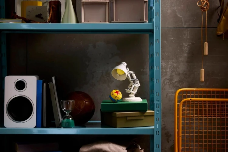 LEGO Ideas 21357 - Disney Pixar Luxo Jr.