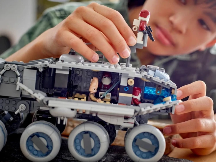 LEGO Star Wars 75413 - Czołg Republiki Juggernaut