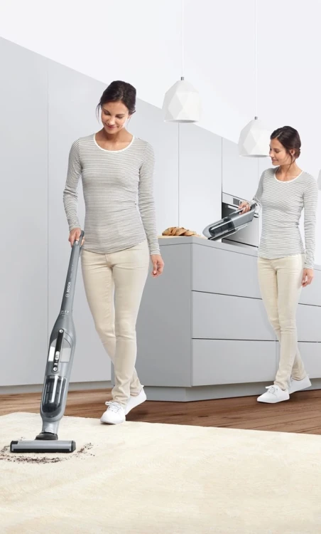 Bosch BCH3P210 okurzacz na kiju/szczotka elektryczna Odkurzacz stojący 2 w 1 AC/Bateria Suchy Bez worka 0,4 l Czarny, Szary