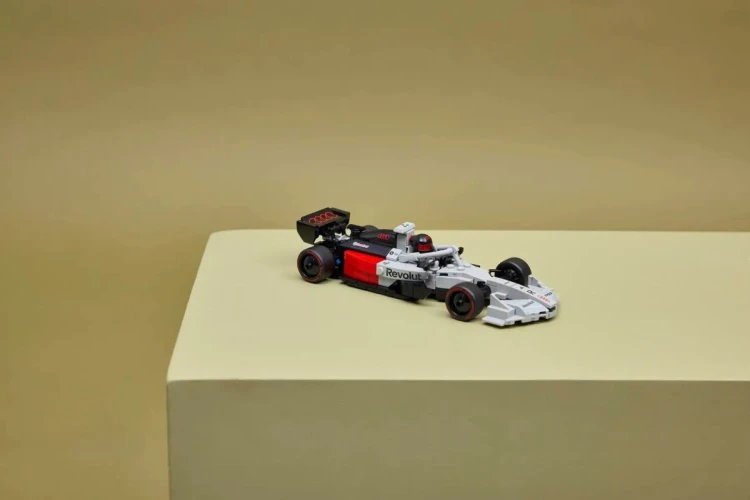LEGO SPEED CHAMPIONS 77259 Bolid Audi Revolut F1 Team R26