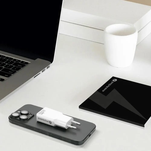 EVERACTIVE ŁADOWARKA SIECIOWA 1 X USB, 1 X USB-C QUICK CHARGE 3.0 20W SUPER SLIM BIAŁA SC-340Q