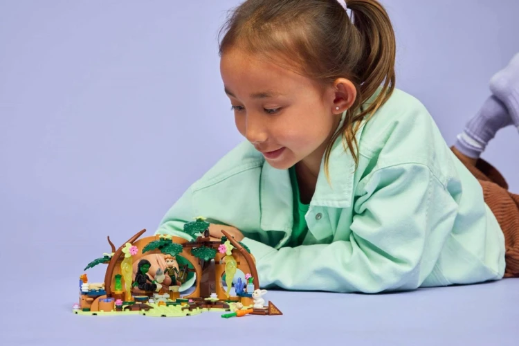 LEGO Wicked 75687 - Kryjówka Elphaby