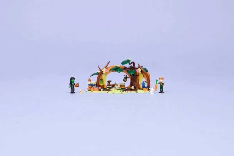 LEGO Wicked 75687 - Kryjówka Elphaby