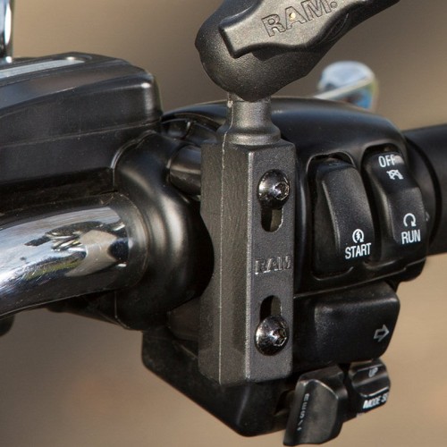 RAM MOUNT RAM® Podstawa kuli zbiornika hamulca/sprzęgła motocykla